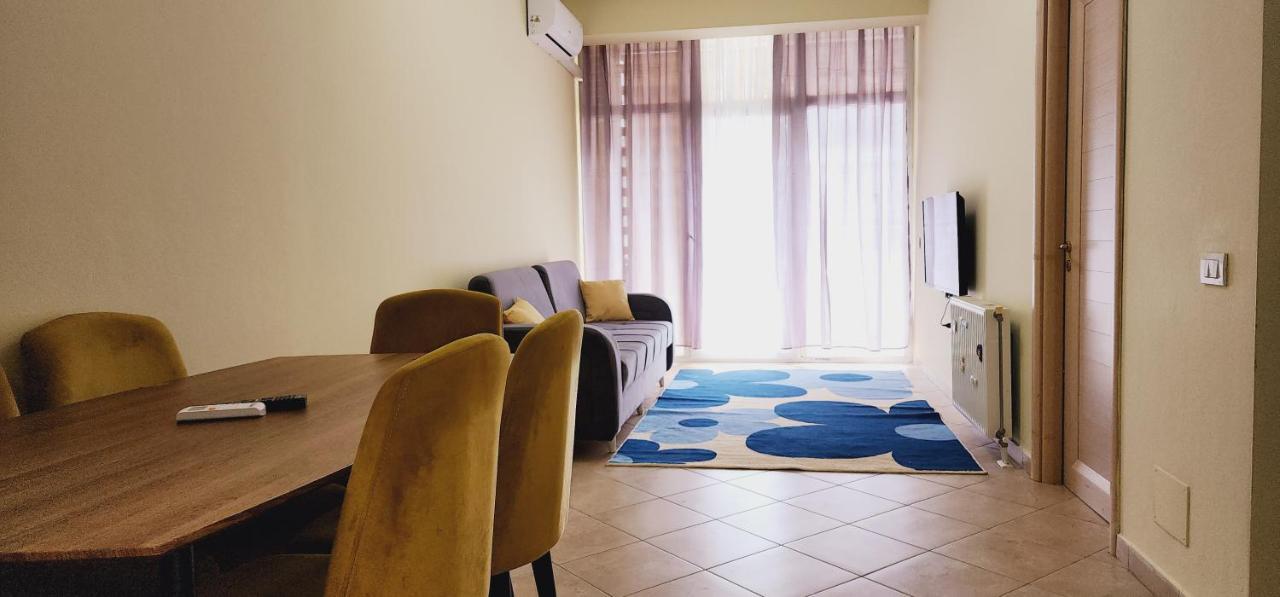 Pleasant Apartment With Free Dedicated Parking In Komuna E Parisit Tirana Bagian luar foto