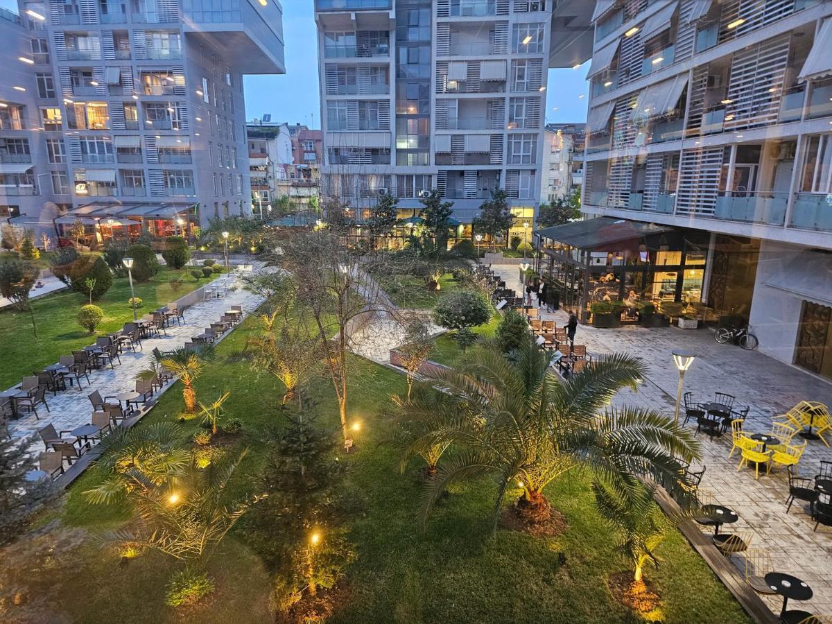Pleasant Apartment With Free Dedicated Parking In Komuna E Parisit Tirana Bagian luar foto