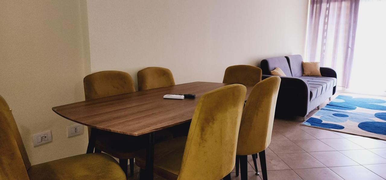 Pleasant Apartment With Free Dedicated Parking In Komuna E Parisit Tirana Bagian luar foto