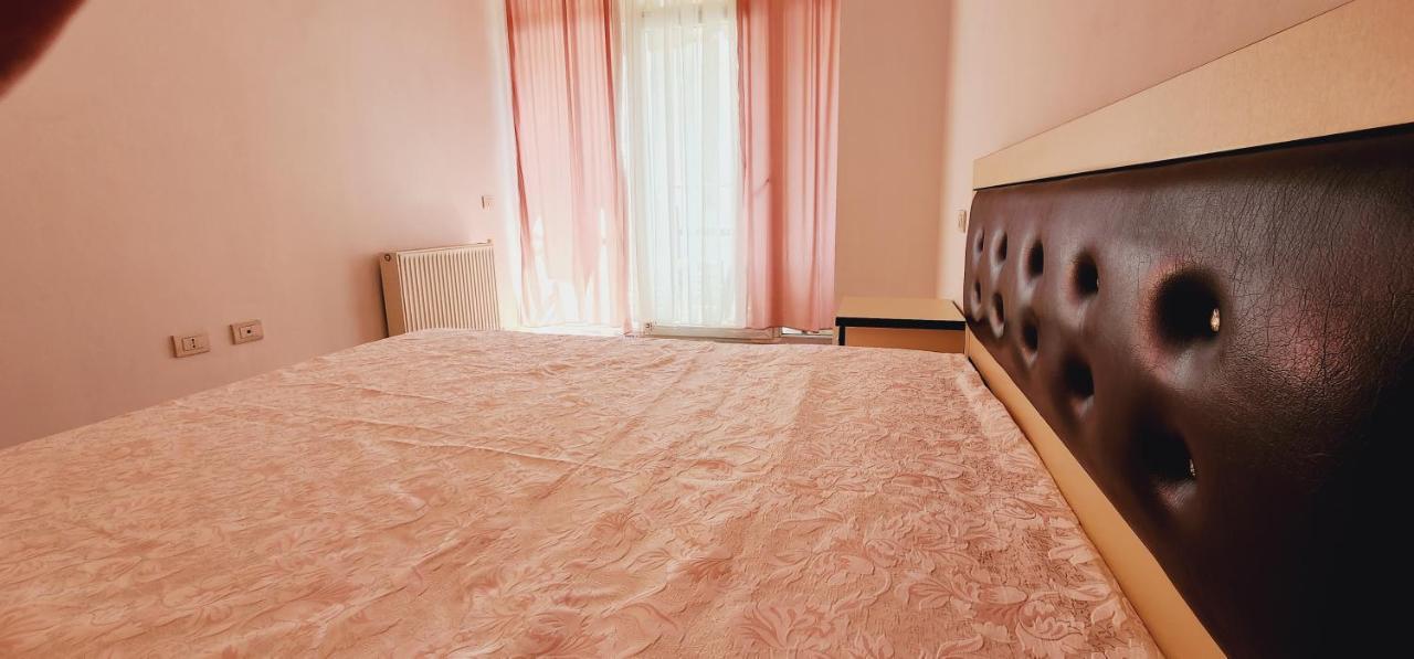 Pleasant Apartment With Free Dedicated Parking In Komuna E Parisit Tirana Bagian luar foto