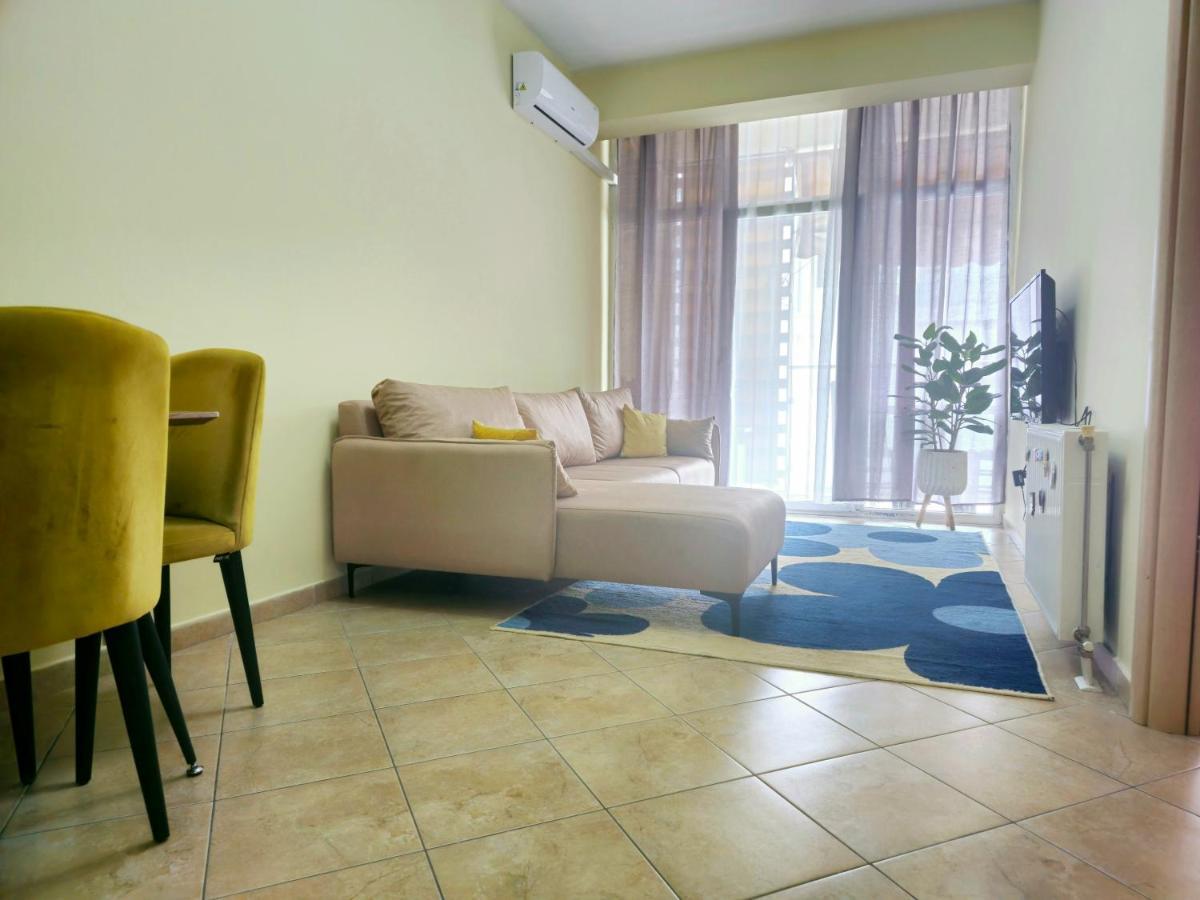 Pleasant Apartment With Free Dedicated Parking In Komuna E Parisit Tirana Bagian luar foto
